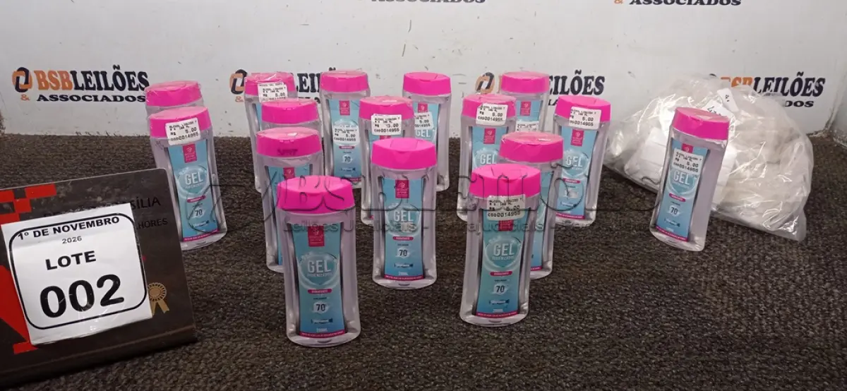 LOTE 002 - 16 FRASCOS DE ÁLCOOL HIGIENIZADOR E VÁRIAS MARCARAS DESCRTÁVEIS. (NO ESTADO) ATENÇÃO! FAZER A VISITAÇÃO ANTES DE ARREMATAR, NÃO SABEMOS SE FUNCIONA, LEILÃO NÃO TEM GARANTIA E NEM DEVOLUÇÃO, SUJEITO A POSSÍVEIS AVARIAS VISÍVEIS/OCULTAS E/OU AUSÊNCIA DE COMPONENTES.