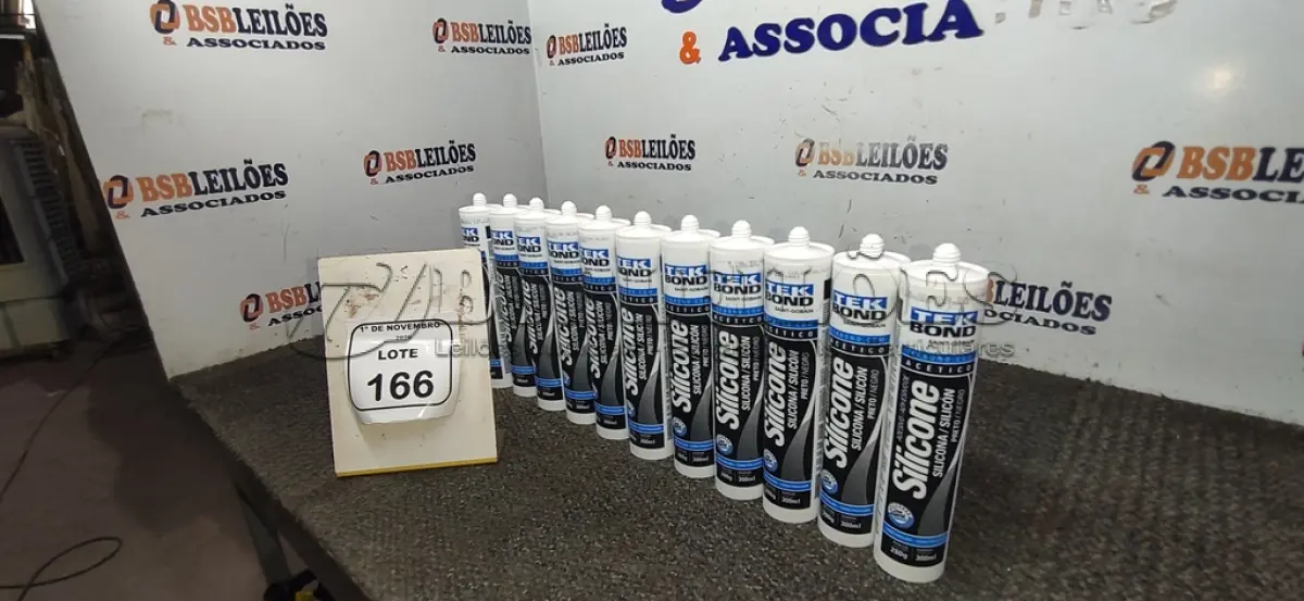 LOTE 166 - 12 CARTUCHOS DE SILICONE ACÉTICO USO GERAL NA COR PRETA DE 280G CADA MARCA TEK BOND. (NO ESTADO) ATENÇÃO! FAZER A VISITAÇÃO ANTES DE ARREMATAR, NÃO SABEMOS SE FUNCIONA, LEILÃO NÃO TEM GARANTIA E NEM DEVOLUÇÃO, SUJEITO A POSSÍVEIS AVARIAS VISÍVEIS/OCULTAS E/OU AUSÊNCIA DE COMPONENTES.