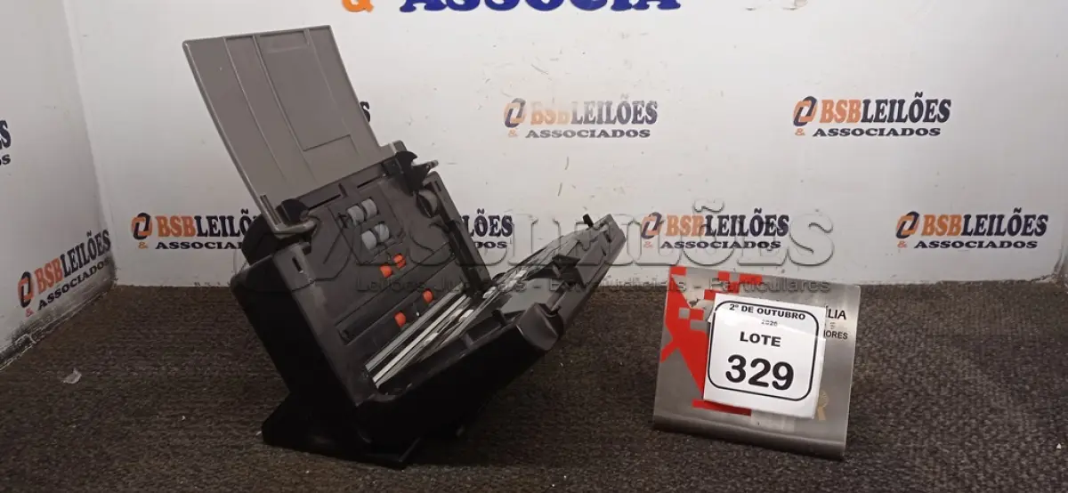 LOTE 329 - 01 SCANNER MODELO I2400 MARCA KODAK. (NO ESTADO) ATENÇÃO! FAZER A VISITAÇÃO ANTES DE ARREMATAR, NÃO SABEMOS SE FUNCIONA, LEILÃO NÃO TEM GARANTIA E NEM DEVOLUÇÃO, SUJEITO A POSSÍVEIS AVARIAS VISÍVEIS/OCULTAS E/OU AUSÊNCIA DE COMPONENTES.