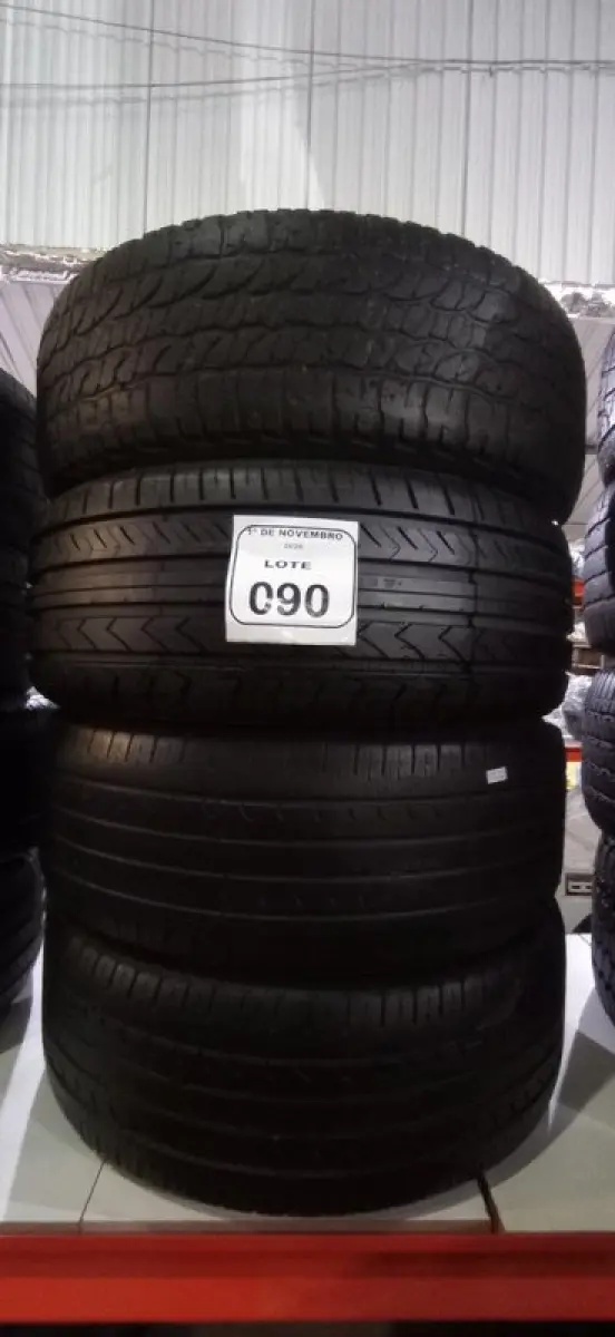 LOTE 090 - 04 PNEUS TAMANHO 215/65 R16. (NO ESTADO) ATENÇÃO! FAZER A VISITAÇÃO ANTES DE ARREMATAR, NÃO SABEMOS SE FUNCIONA, LEILÃO NÃO TEM GARANTIA E NEM DEVOLUÇÃO, SUJEITO A POSSÍVEIS AVARIAS VISÍVEIS/OCULTAS E/OU AUSÊNCIA DE COMPONENTES.