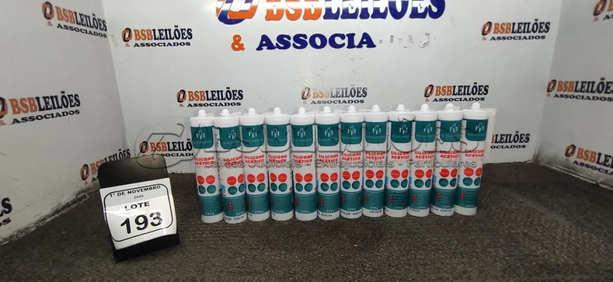 LOTE 193 - 12 UNIDADES DE SILICONE ACÉTICO INCOLOR DE 240G CADA MARCA MONUMENTAL. (NO ESTADO) ATENÇÃO! FAZER A VISITAÇÃO ANTES DE ARREMATAR, NÃO SABEMOS SE FUNCIONA, LEILÃO NÃO TEM GARANTIA E NEM DEVOLUÇÃO, SUJEITO A POSSÍVEIS AVARIAS VISÍVEIS/OCULTAS E/OU AUSÊNCIA DE COMPONENTES.