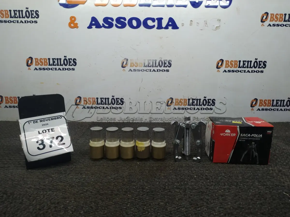 LOTE 372 - 01 SACA POIA MARCA WORKER. (NO ESTADO) ATENÇÃO! FAZER A VISITAÇÃO ANTES DE ARREMATAR, NÃO SABEMOS SE FUNCIONA, LEILÃO NÃO TEM GARANTIA E NEM DEVOLUÇÃO, SUJEITO A POSSÍVEIS AVARIAS VISÍVEIS/OCULTAS E/OU AUSÊNCIA DE COMPONENTES.