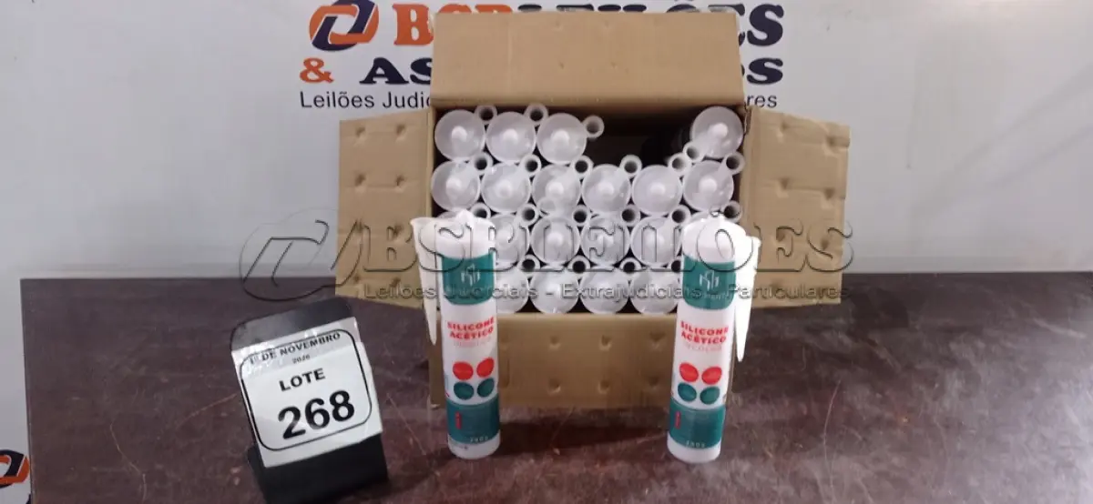 LOTE 268 - 24 UNIDADES DE SILICONE ACÉTICO INCOLOR DE 240G CADA MARCA MONUMENTAL. (NO ESTADO) ATENÇÃO! FAZER A VISITAÇÃO ANTES DE ARREMATAR, NÃO SABEMOS SE FUNCIONA, LEILÃO NÃO TEM GARANTIA E NEM DEVOLUÇÃO, SUJEITO A POSSÍVEIS AVARIAS VISÍVEIS/OCULTAS E/OU AUSÊNCIA DE COMPONENTES.