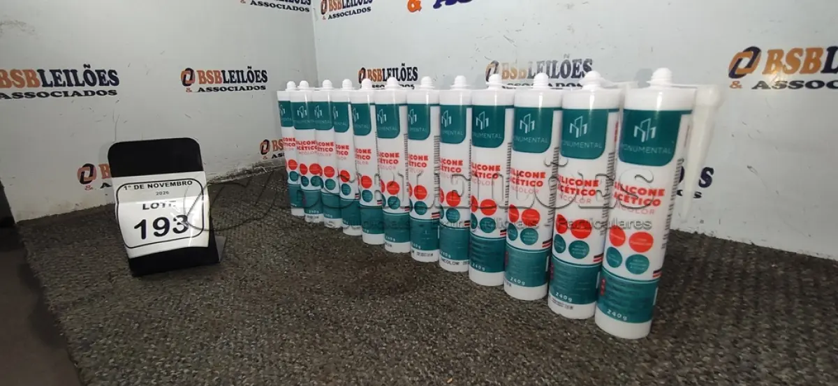LOTE 193 - 12 UNIDADES DE SILICONE ACÉTICO INCOLOR DE 240G CADA MARCA MONUMENTAL. (NO ESTADO) ATENÇÃO! FAZER A VISITAÇÃO ANTES DE ARREMATAR, NÃO SABEMOS SE FUNCIONA, LEILÃO NÃO TEM GARANTIA E NEM DEVOLUÇÃO, SUJEITO A POSSÍVEIS AVARIAS VISÍVEIS/OCULTAS E/OU AUSÊNCIA DE COMPONENTES.