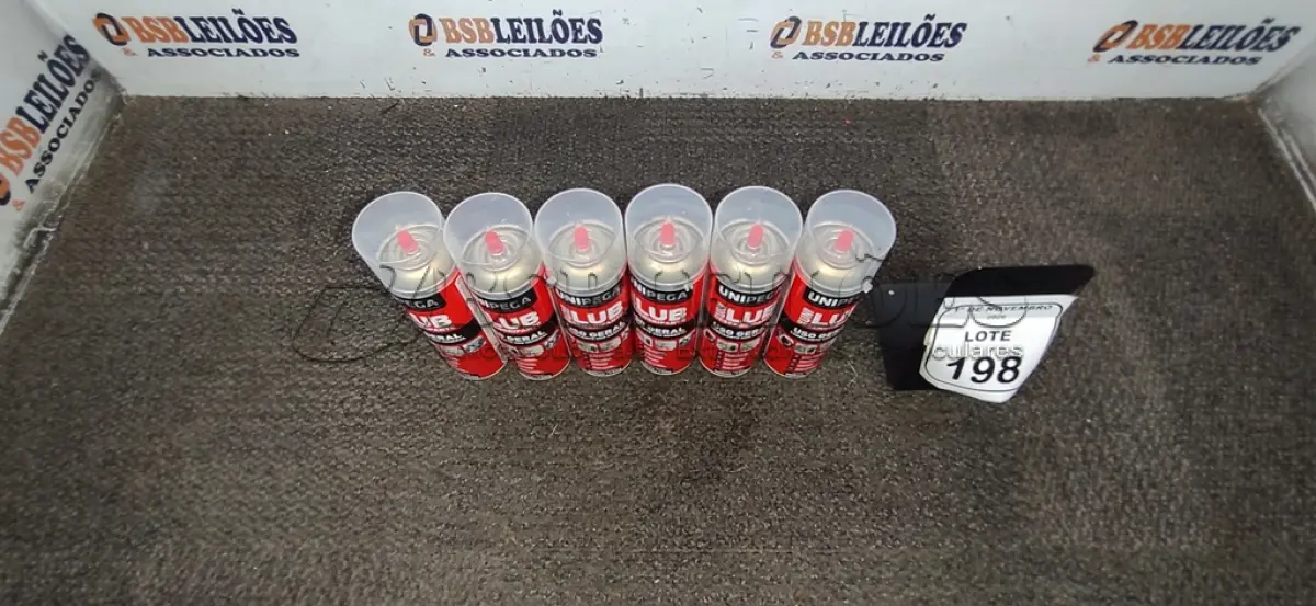 LOTE 198 - 06 LATAS DE DESENGRIPANTE LUBRIFICANTE DE USO GERAL DE 300ML CADA MARCA UNIPEGA. (NO ESTADO) ATENÇÃO! FAZER A VISITAÇÃO ANTES DE ARREMATAR, NÃO SABEMOS SE FUNCIONA, LEILÃO NÃO TEM GARANTIA E NEM DEVOLUÇÃO, SUJEITO A POSSÍVEIS AVARIAS VISÍVEIS/OCULTAS E/OU AUSÊNCIA DE COMPONENTES.
