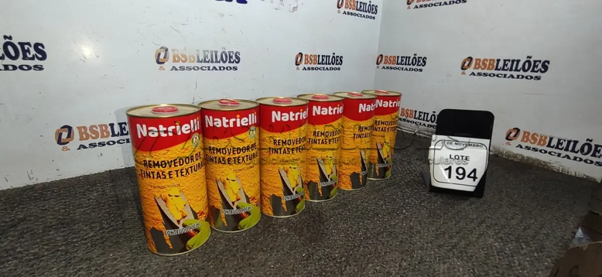 LOTE 194 - 06 REMOVEDORES DE TINTAS E TEXTURAS DE 900ML MARCA NATRIELLI. (NO ESTADO) ATENÇÃO! FAZER A VISITAÇÃO ANTES DE ARREMATAR, NÃO SABEMOS SE FUNCIONA, LEILÃO NÃO TEM GARANTIA E NEM DEVOLUÇÃO, SUJEITO A POSSÍVEIS AVARIAS VISÍVEIS/OCULTAS E/OU AUSÊNCIA DE COMPONENTES.