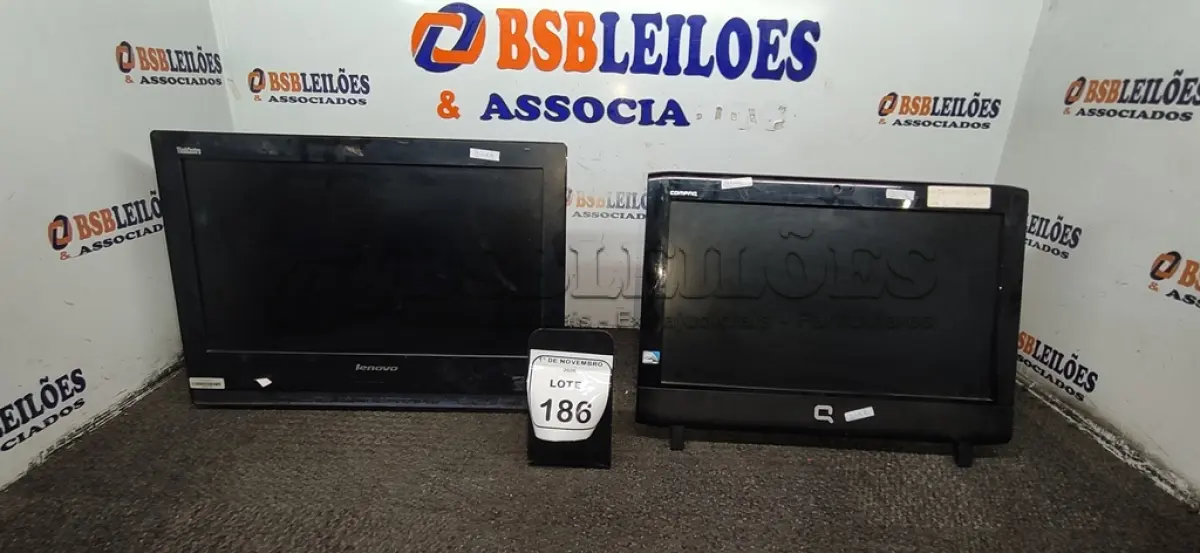 LOTE 186 - 02 COMPUTADORES ALL IN ONE MARCAS LENOVO E COMPAQ. (NO ESTADO) ATENÇÃO! FAZER A VISITAÇÃO ANTES DE ARREMATAR, NÃO SABEMOS SE FUNCIONA, LEILÃO NÃO TEM GARANTIA E NEM DEVOLUÇÃO, SUJEITO A POSSÍVEIS AVARIAS VISÍVEIS/OCULTAS E/OU AUSÊNCIA DE COMPONENTES.