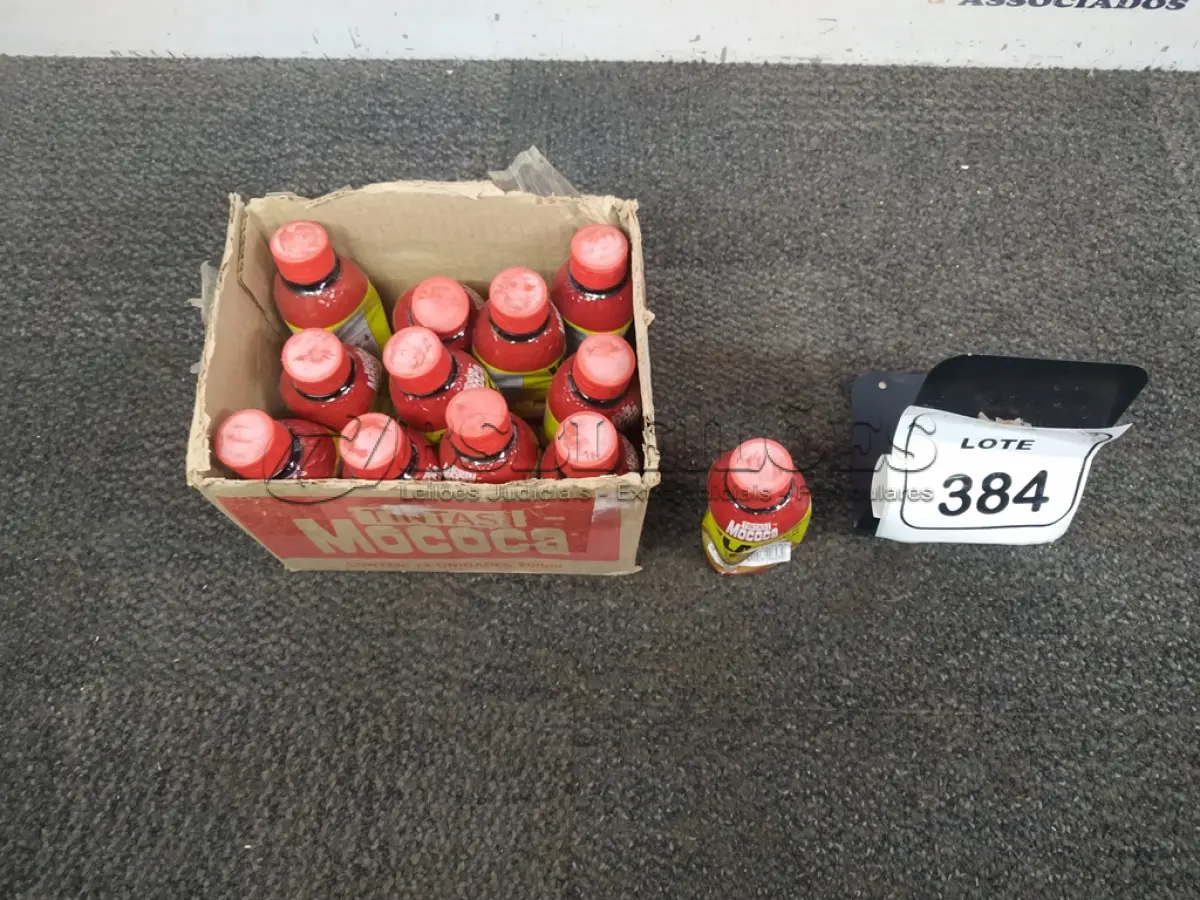 LOTE 384 - 12 FRASCOS DE TINGIDOR PARA COLORAÇÃO DE VERNIZ E SELADORA PARA MADEIRA NA COR PEROBA DE 200ML CADA MARCA MOCOCA. (NO ESTADO) ATENÇÃO! FAZER A VISITAÇÃO ANTES DE ARREMATAR, NÃO SABEMOS SE FUNCIONA, LEILÃO NÃO TEM GARANTIA E NEM DEVOLUÇÃO, SUJEITO A POSSÍVEIS AVARIAS VISÍVEIS/OCULTAS E/OU AUSÊNCIA DE COMPONENTES.