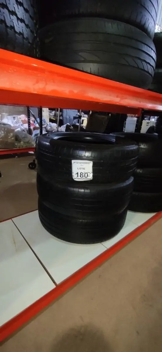 LOTE 180 - 03 PNEUS TAMANHO 205/60 R16. (NO ESTADO) ATENÇÃO! FAZER A VISITAÇÃO ANTES DE ARREMATAR, NÃO SABEMOS SE FUNCIONA, LEILÃO NÃO TEM GARANTIA E NEM DEVOLUÇÃO, SUJEITO A POSSÍVEIS AVARIAS VISÍVEIS/OCULTAS E/OU AUSÊNCIA DE COMPONENTES.