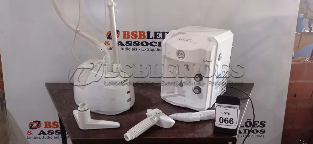LOTE 066 - 01 PURIFICADOR DE ÁGUA MARCA TOP LIFE E 01 PASSADEIRA A VAPOR VERTICAL MODELO CONAIR MARCA POLISHOP. (NO ESTADO) ATENÇÃO! FAZER A VISITAÇÃO ANTES DE ARREMATAR, NÃO SABEMOS SE FUNCIONA, LEILÃO NÃO TEM GARANTIA E NEM DEVOLUÇÃO, SUJEITO A POSSÍVEIS AVARIAS VISÍVEIS/OCULTAS E/OU AUSÊNCIA DE COMPONENTES.