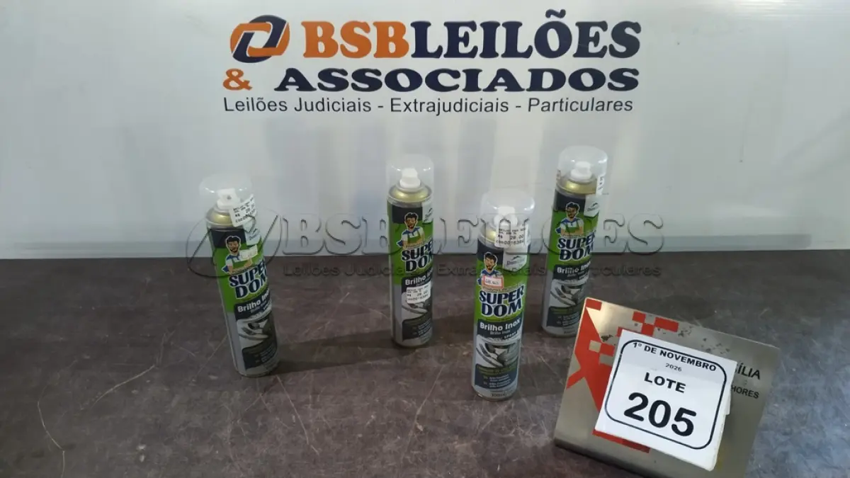 LOTE 205 - 04 LIMPADORES BRILHO INOX EM AEROSSOL DE 300ML CADA MARCA SUPER DOM. (NO ESTADO) ATENÇÃO! FAZER A VISITAÇÃO ANTES DE ARREMATAR, NÃO SABEMOS SE FUNCIONA, LEILÃO NÃO TEM GARANTIA E NEM DEVOLUÇÃO, SUJEITO A POSSÍVEIS AVARIAS VISÍVEIS/OCULTAS E/OU AUSÊNCIA DE COMPONENTES.