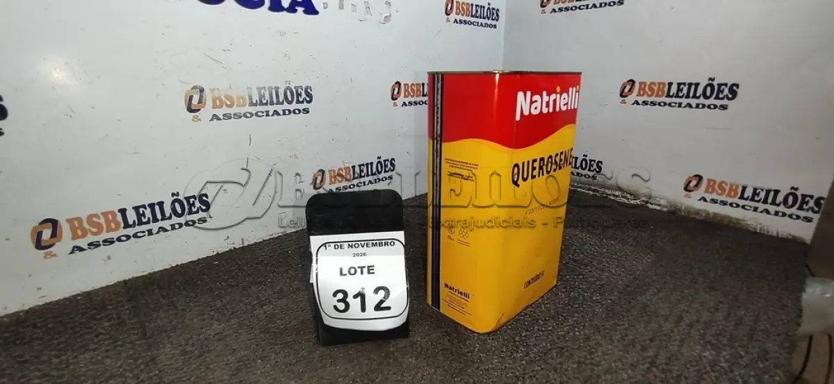 LOTE 312 - 01 LATA DE QUEROSENE DE 5L MARCA NATRIELLI. (NO ESTADO) ATENÇÃO! FAZER A VISITAÇÃO ANTES DE ARREMATAR, NÃO SABEMOS SE FUNCIONA, LEILÃO NÃO TEM GARANTIA E NEM DEVOLUÇÃO, SUJEITO A POSSÍVEIS AVARIAS VISÍVEIS/OCULTAS E/OU AUSÊNCIA DE COMPONENTES.