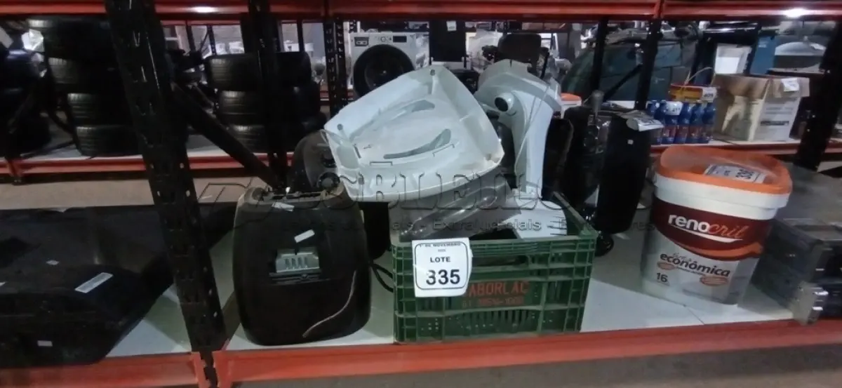LOTE 335 - 01 LOTE COM VÁRIAS PEÇAS E DIVERSOS ELETRODOMÉSTICOS PARA RETIRADA DE PEÇAS. (NO ESTADO) ATENÇÃO! FAZER A VISITAÇÃO ANTES DE ARREMATAR, NÃO SABEMOS SE FUNCIONA, LEILÃO NÃO TEM GARANTIA E NEM DEVOLUÇÃO, SUJEITO A POSSÍVEIS AVARIAS VISÍVEIS/OCULTAS E/OU AUSÊNCIA DE COMPONENTES.