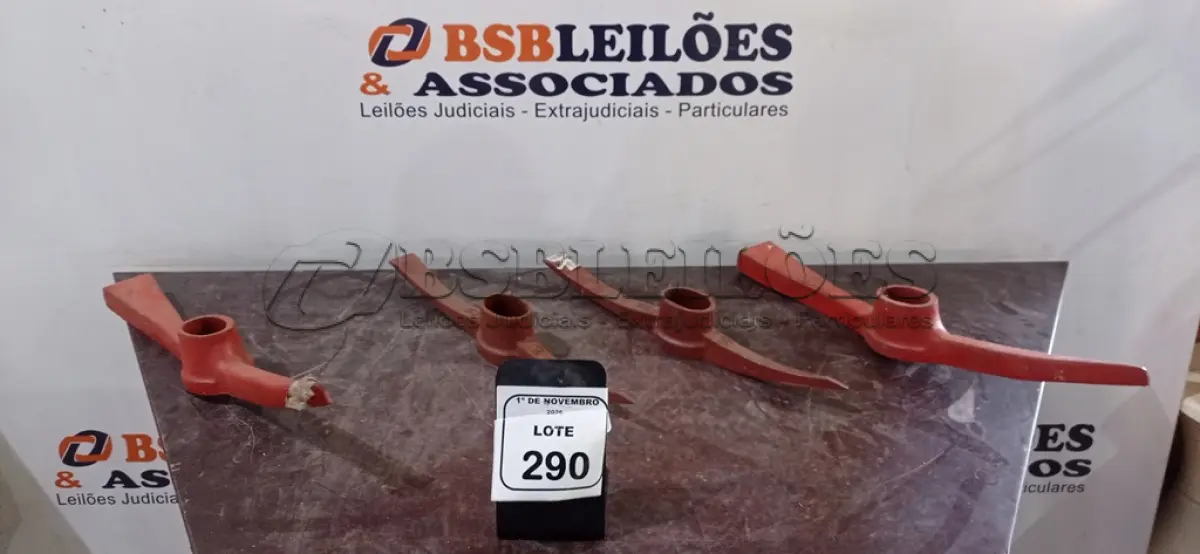 LOTE 290 - 04 PICARETAS SEM CABO. (NO ESTADO) ATENÇÃO! FAZER A VISITAÇÃO ANTES DE ARREMATAR, NÃO SABEMOS SE FUNCIONA, LEILÃO NÃO TEM GARANTIA E NEM DEVOLUÇÃO, SUJEITO A POSSÍVEIS AVARIAS VISÍVEIS/OCULTAS E/OU AUSÊNCIA DE COMPONENTES.