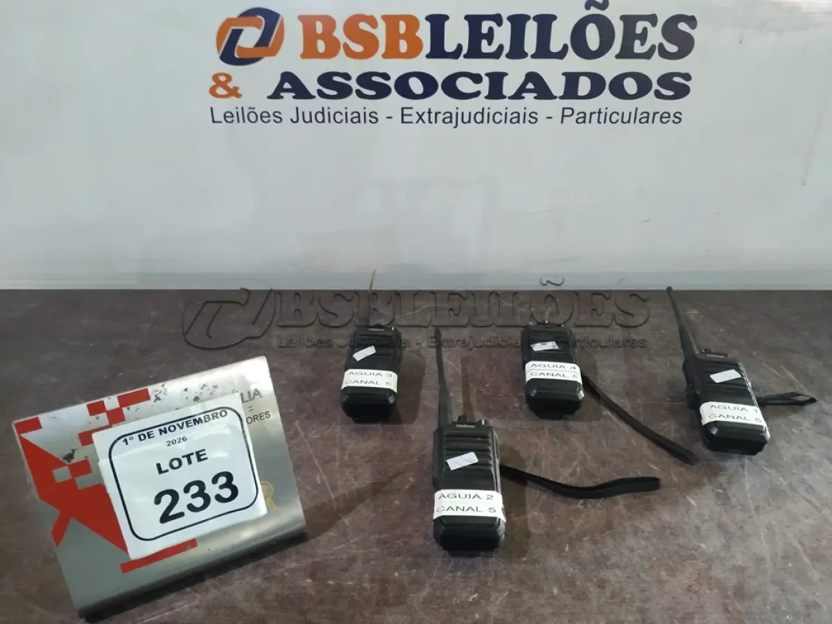 LOTE 233 - 04 RÁDIOS COMUNICADORES SEM CARREGADOR MARCA INTELBRAS. (NO ESTADO) ATENÇÃO! FAZER A VISITAÇÃO ANTES DE ARREMATAR, NÃO SABEMOS SE FUNCIONA, LEILÃO NÃO TEM GARANTIA E NEM DEVOLUÇÃO, SUJEITO A POSSÍVEIS AVARIAS VISÍVEIS/OCULTAS E/OU AUSÊNCIA DE COMPONENTES.