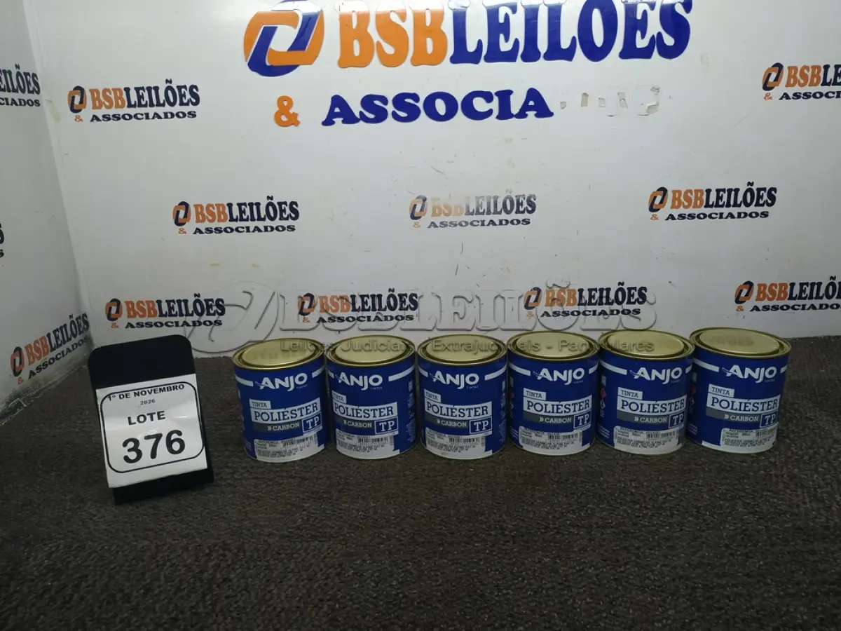 LOTE 376 - 06 LATAS DE TINTA POLIÉSTER COR VERMELHO ALPINE FIAT 96 DE 900ML MARCA ANJO TINTAS. (NO ESTADO) ATENÇÃO! FAZER A VISITAÇÃO ANTES DE ARREMATAR, NÃO SABEMOS SE FUNCIONA, LEILÃO NÃO TEM GARANTIA E NEM DEVOLUÇÃO, SUJEITO A POSSÍVEIS AVARIAS VISÍVEIS/OCULTAS E/OU AUSÊNCIA DE COMPONENTES.