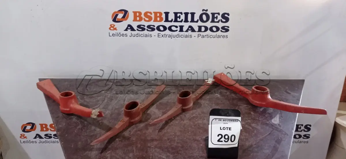 LOTE 290 - 04 PICARETAS SEM CABO. (NO ESTADO) ATENÇÃO! FAZER A VISITAÇÃO ANTES DE ARREMATAR, NÃO SABEMOS SE FUNCIONA, LEILÃO NÃO TEM GARANTIA E NEM DEVOLUÇÃO, SUJEITO A POSSÍVEIS AVARIAS VISÍVEIS/OCULTAS E/OU AUSÊNCIA DE COMPONENTES.