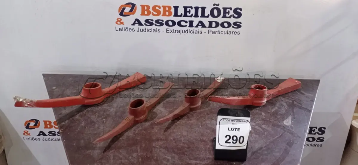 LOTE 290 - 04 PICARETAS SEM CABO. (NO ESTADO) ATENÇÃO! FAZER A VISITAÇÃO ANTES DE ARREMATAR, NÃO SABEMOS SE FUNCIONA, LEILÃO NÃO TEM GARANTIA E NEM DEVOLUÇÃO, SUJEITO A POSSÍVEIS AVARIAS VISÍVEIS/OCULTAS E/OU AUSÊNCIA DE COMPONENTES.