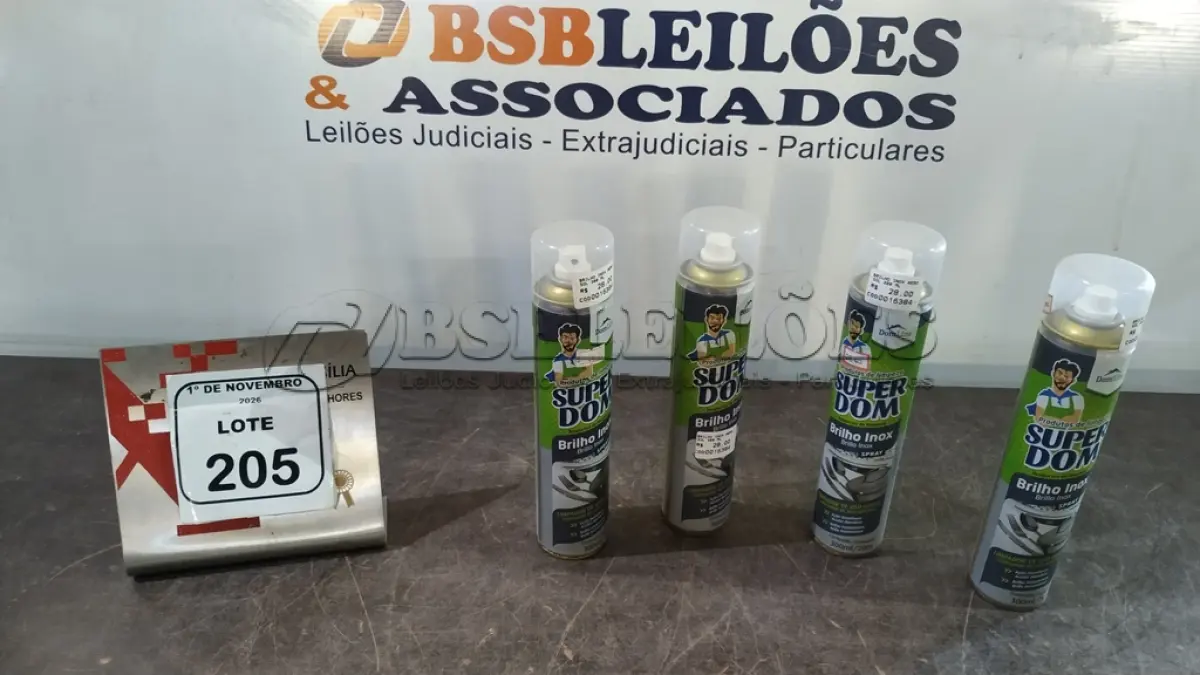LOTE 205 - 04 LIMPADORES BRILHO INOX EM AEROSSOL DE 300ML CADA MARCA SUPER DOM. (NO ESTADO) ATENÇÃO! FAZER A VISITAÇÃO ANTES DE ARREMATAR, NÃO SABEMOS SE FUNCIONA, LEILÃO NÃO TEM GARANTIA E NEM DEVOLUÇÃO, SUJEITO A POSSÍVEIS AVARIAS VISÍVEIS/OCULTAS E/OU AUSÊNCIA DE COMPONENTES.