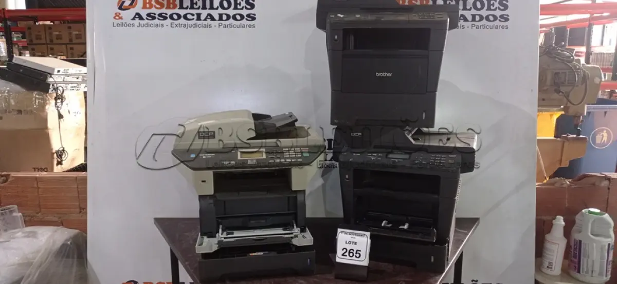 LOTE 265 - 03 IMPRESSORAS MODELOS DIVERSOS MARCA BROTHER. (NO ESTADO) ATENÇÃO! FAZER A VISITAÇÃO ANTES DE ARREMATAR, NÃO SABEMOS SE FUNCIONA, LEILÃO NÃO TEM GARANTIA E NEM DEVOLUÇÃO, SUJEITO A POSSÍVEIS AVARIAS VISÍVEIS/OCULTAS E/OU AUSÊNCIA DE COMPONENTES.