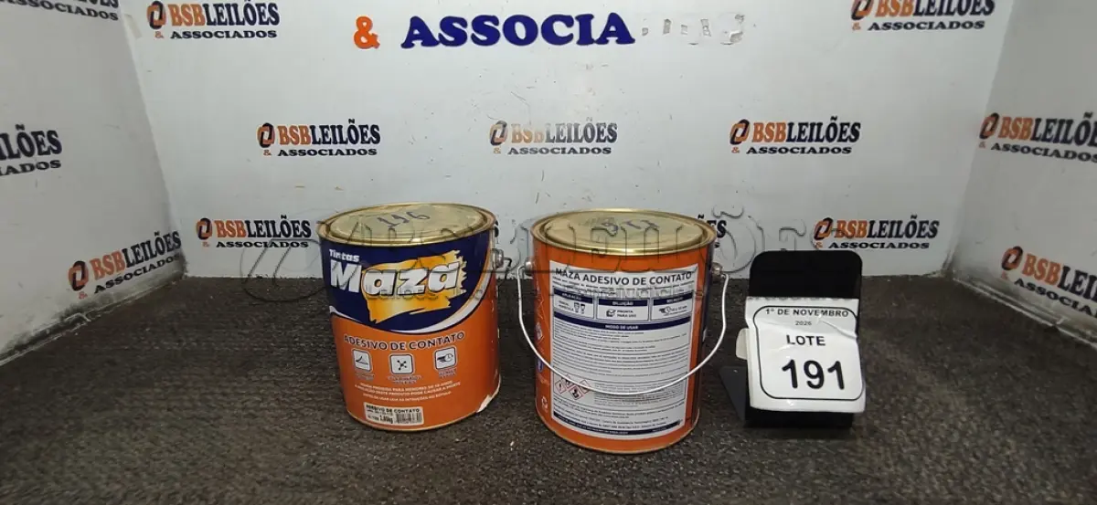 LOTE 191 - 02 LATAS DE ADESIVO DE CONTATO DE 2,80KG CADA MARCA MAZA. (NO ESTADO) ATENÇÃO! FAZER A VISITAÇÃO ANTES DE ARREMATAR, NÃO SABEMOS SE FUNCIONA, LEILÃO NÃO TEM GARANTIA E NEM DEVOLUÇÃO, SUJEITO A POSSÍVEIS AVARIAS VISÍVEIS/OCULTAS E/OU AUSÊNCIA DE COMPONENTES.