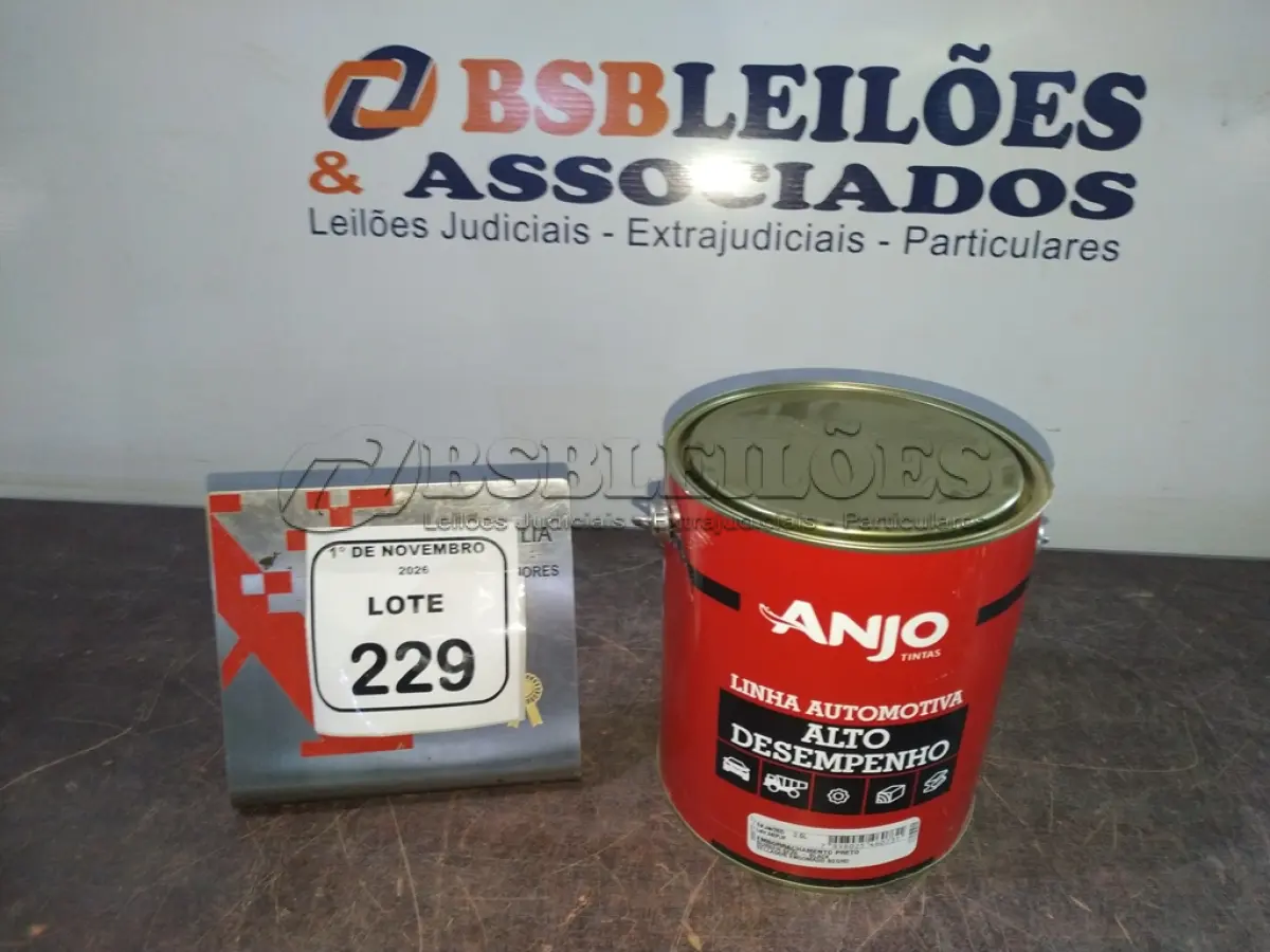 LOTE 229 - 01 LATA DE EMBORRACHAMENTO PRETO LINHA AUTOMOTIVA DE 3,6L MARCA ANJO TINTAS. (NO ESTADO) ATENÇÃO! FAZER A VISITAÇÃO ANTES DE ARREMATAR, NÃO SABEMOS SE FUNCIONA, LEILÃO NÃO TEM GARANTIA E NEM DEVOLUÇÃO, SUJEITO A POSSÍVEIS AVARIAS VISÍVEIS/OCULTAS E/OU AUSÊNCIA DE COMPONENTES.