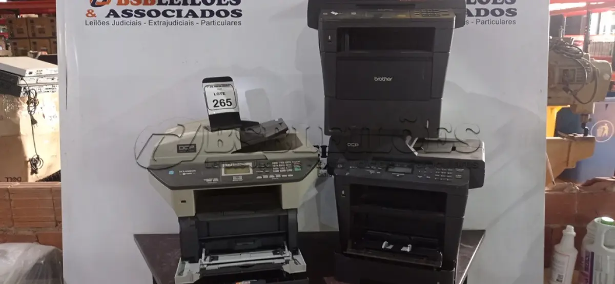 LOTE 265 - 03 IMPRESSORAS MODELOS DIVERSOS MARCA BROTHER. (NO ESTADO) ATENÇÃO! FAZER A VISITAÇÃO ANTES DE ARREMATAR, NÃO SABEMOS SE FUNCIONA, LEILÃO NÃO TEM GARANTIA E NEM DEVOLUÇÃO, SUJEITO A POSSÍVEIS AVARIAS VISÍVEIS/OCULTAS E/OU AUSÊNCIA DE COMPONENTES.