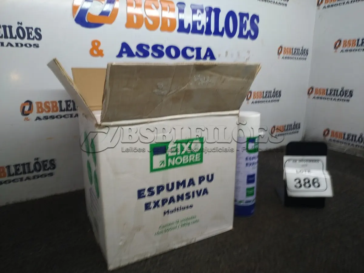 LOTE 386 - 12 LATAS DE ESPUMA PU EXPANSIVA DE 500ML CADA MARCA EIXO NOBRE. (NO ESTADO) ATENÇÃO! FAZER A VISITAÇÃO ANTES DE ARREMATAR, NÃO SABEMOS SE FUNCIONA, LEILÃO NÃO TEM GARANTIA E NEM DEVOLUÇÃO, SUJEITO A POSSÍVEIS AVARIAS VISÍVEIS/OCULTAS E/OU AUSÊNCIA DE COMPONENTES.