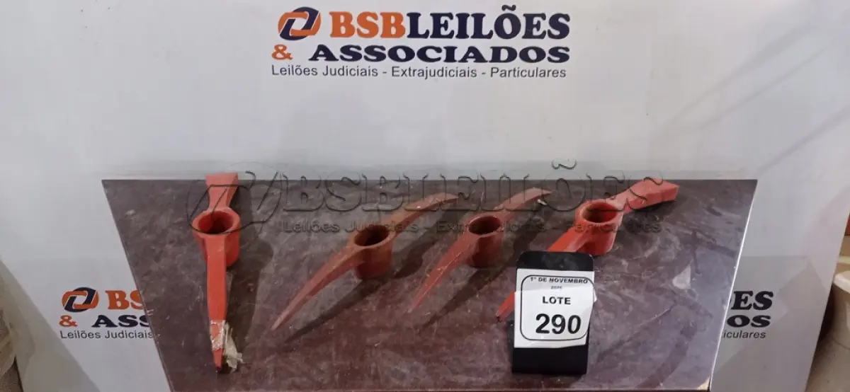 LOTE 290 - 04 PICARETAS SEM CABO. (NO ESTADO) ATENÇÃO! FAZER A VISITAÇÃO ANTES DE ARREMATAR, NÃO SABEMOS SE FUNCIONA, LEILÃO NÃO TEM GARANTIA E NEM DEVOLUÇÃO, SUJEITO A POSSÍVEIS AVARIAS VISÍVEIS/OCULTAS E/OU AUSÊNCIA DE COMPONENTES.