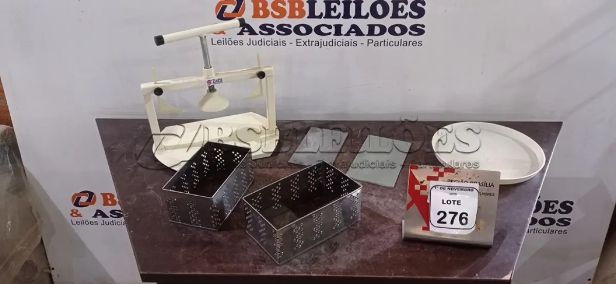 LOTE 276 - 01 PRENSA DE QUEIJO. (NO ESTADO) ATENÇÃO! FAZER A VISITAÇÃO ANTES DE ARREMATAR, NÃO SABEMOS SE FUNCIONA, LEILÃO NÃO TEM GARANTIA E NEM DEVOLUÇÃO, SUJEITO A POSSÍVEIS AVARIAS VISÍVEIS/OCULTAS E/OU AUSÊNCIA DE COMPONENTES.
