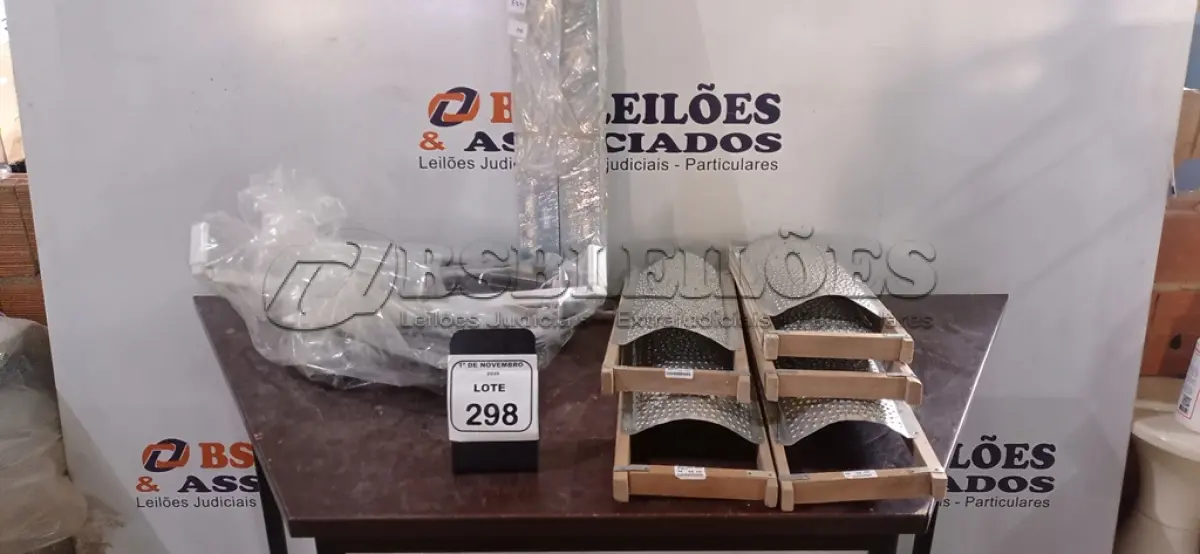 LOTE 298 - 02 BOMBAS D’AGUA AUTOMÁTICA MARCA KALA, 05 RALADORES DE ZINCO MÉDIOS E 05 SUPORTES DE TV DE MODELOS DIVERSOS. (NO ESTADO) ATENÇÃO! FAZER A VISITAÇÃO ANTES DE ARREMATAR, NÃO SABEMOS SE FUNCIONA, LEILÃO NÃO TEM GARANTIA E NEM DEVOLUÇÃO, SUJEITO A POSSÍVEIS AVARIAS VISÍVEIS/OCULTAS E/OU AUSÊNCIA DE COMPONENTES.