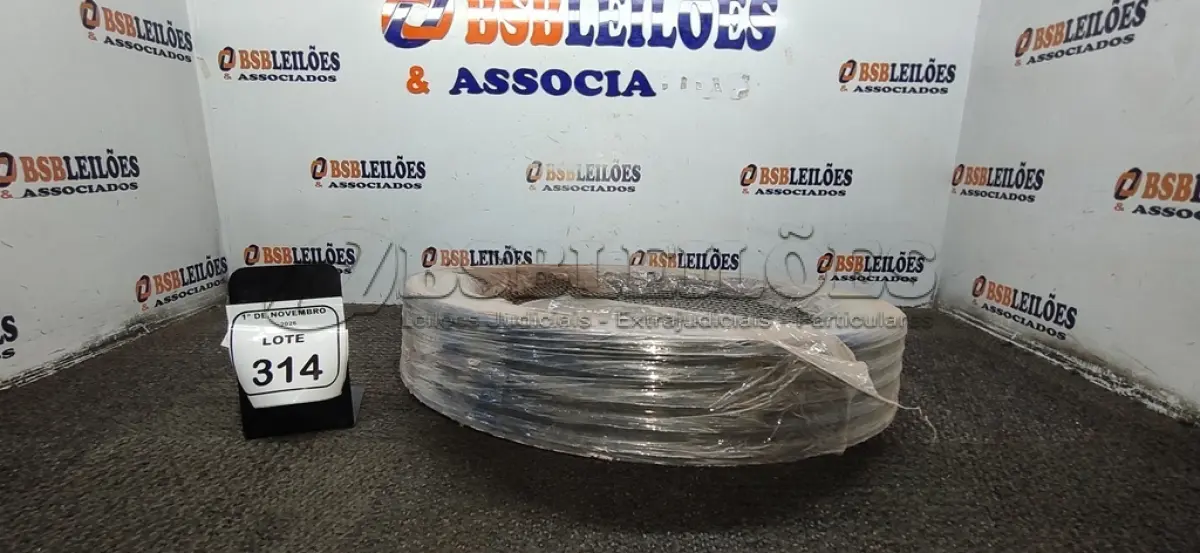 LOTE 314 - 05 PENEIRAS DE PEDREIRO. (NO ESTADO) ATENÇÃO! FAZER A VISITAÇÃO ANTES DE ARREMATAR, NÃO SABEMOS SE FUNCIONA, LEILÃO NÃO TEM GARANTIA E NEM DEVOLUÇÃO, SUJEITO A POSSÍVEIS AVARIAS VISÍVEIS/OCULTAS E/OU AUSÊNCIA DE COMPONENTES.