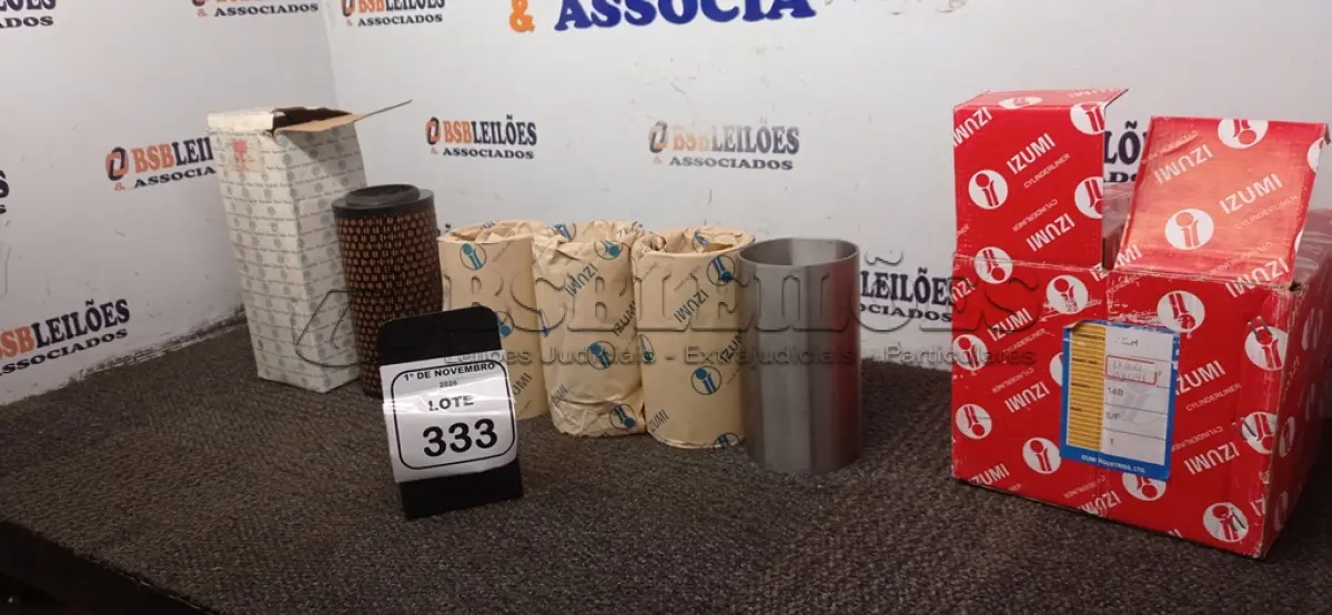 LOTE 333 - 04 CAMISAS DE CILINDRO DE MOTOR MARCA IZUMI E 01 FILTRO DE AR AUTOMOTIVO MARCA VOLKSWAGEN. (NO ESTADO) ATENÇÃO! FAZER A VISITAÇÃO ANTES DE ARREMATAR, NÃO SABEMOS SE FUNCIONA, LEILÃO NÃO TEM GARANTIA E NEM DEVOLUÇÃO, SUJEITO A POSSÍVEIS AVARIAS VISÍVEIS/OCULTAS E/OU AUSÊNCIA DE COMPONENTES.