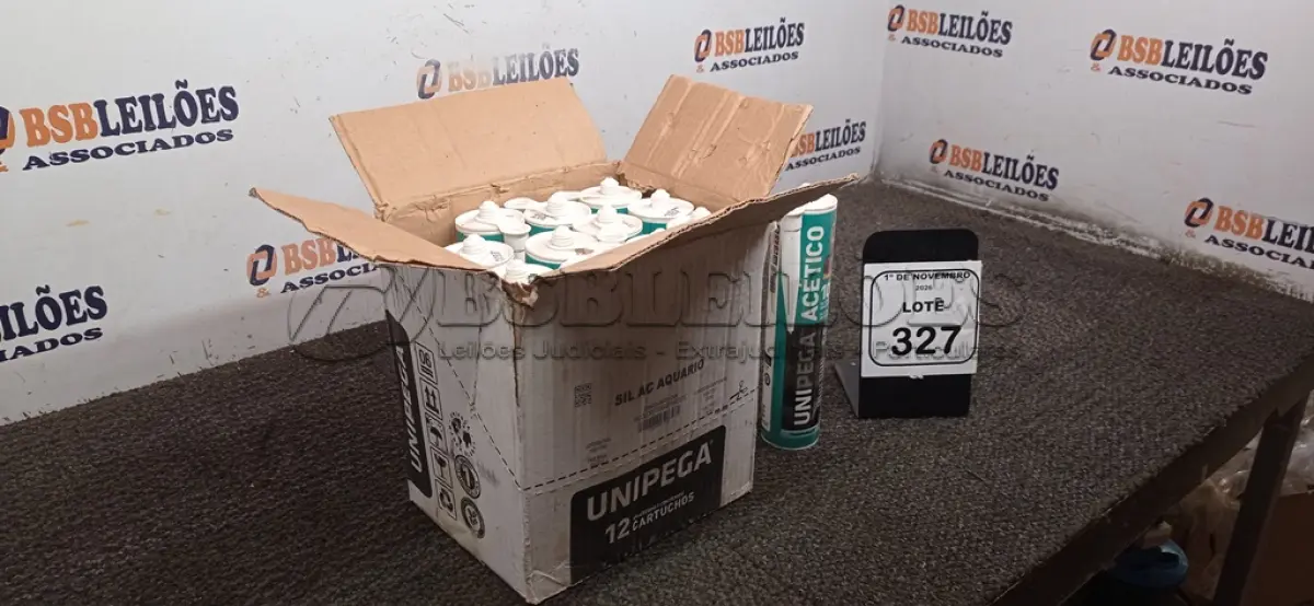 LOTE 327 - 12 UNIDADES DE SILICONE ACÉTICO DE 280ML CADA MARCA UNIPEGA. (NO ESTADO) ATENÇÃO! FAZER A VISITAÇÃO ANTES DE ARREMATAR, NÃO SABEMOS SE FUNCIONA, LEILÃO NÃO TEM GARANTIA E NEM DEVOLUÇÃO, SUJEITO A POSSÍVEIS AVARIAS VISÍVEIS/OCULTAS E/OU AUSÊNCIA DE COMPONENTES.