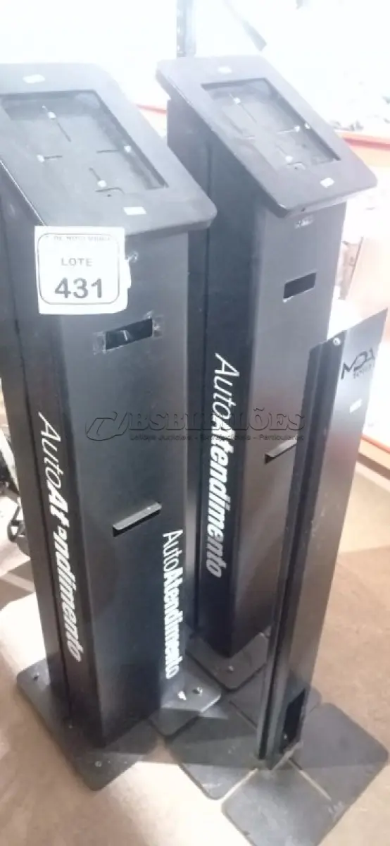 LOTE 431 - 02 BASES DE TERMINAIS DE AUTOATENDIMENTO. (NO ESTADO) ATENÇÃO! FAZER A VISITAÇÃO ANTES DE ARREMATAR, NÃO SABEMOS SE FUNCIONA, LEILÃO NÃO TEM GARANTIA E NEM DEVOLUÇÃO, SUJEITO A POSSÍVEIS AVARIAS VISÍVEIS/OCULTAS E/OU AUSÊNCIA DE COMPONENTES.