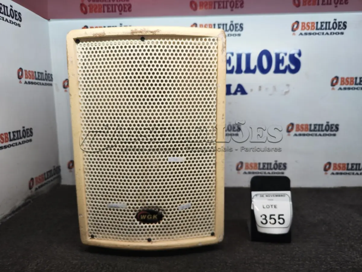 LOTE 355 - 01 CAIXA DE SOM PASSIVA MARCA WGK. (NO ESTADO) ATENÇÃO! FAZER A VISITAÇÃO ANTES DE ARREMATAR, NÃO SABEMOS SE FUNCIONA, LEILÃO NÃO TEM GARANTIA E NEM DEVOLUÇÃO, SUJEITO A POSSÍVEIS AVARIAS VISÍVEIS/OCULTAS E/OU AUSÊNCIA DE COMPONENTES.