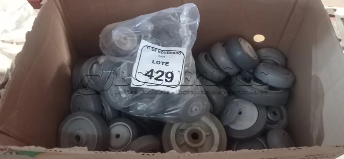 LOTE 429 - 01 LOTE COM GRANDE QUANTIDADE DE RODA DE RODÍZIO DA MARCA ROD-CAR DE MEDIDAS DIVERSAS. (NO ESTADO) ATENÇÃO! FAZER A VISITAÇÃO ANTES DE ARREMATAR, NÃO SABEMOS SE FUNCIONA, LEILÃO NÃO TEM GARANTIA E NEM DEVOLUÇÃO, SUJEITO A POSSÍVEIS AVARIAS VISÍVEIS/OCULTAS E/OU AUSÊNCIA DE COMPONENTES.