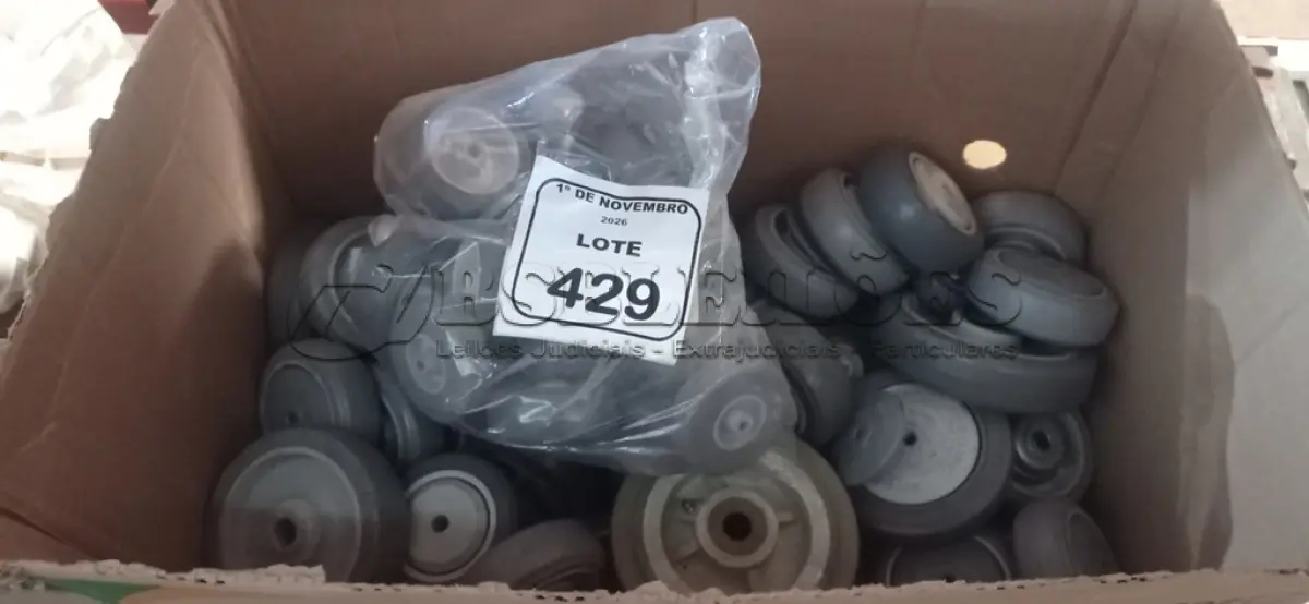 LOTE 429 - 01 LOTE COM GRANDE QUANTIDADE DE RODA DE RODÍZIO DA MARCA ROD-CAR DE MEDIDAS DIVERSAS. (NO ESTADO) ATENÇÃO! FAZER A VISITAÇÃO ANTES DE ARREMATAR, NÃO SABEMOS SE FUNCIONA, LEILÃO NÃO TEM GARANTIA E NEM DEVOLUÇÃO, SUJEITO A POSSÍVEIS AVARIAS VISÍVEIS/OCULTAS E/OU AUSÊNCIA DE COMPONENTES.