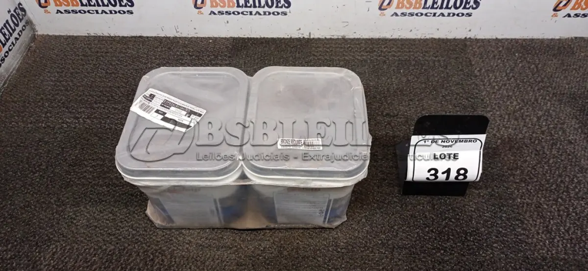LOTE 318 - 02 BALDES DE CIMENTO QUEIMADO NA COR BRONZE REQUINTE DE 4KG CADA MARCA HIDRO TINTAS. (NO ESTADO) ATENÇÃO! FAZER A VISITAÇÃO ANTES DE ARREMATAR, NÃO SABEMOS SE FUNCIONA, LEILÃO NÃO TEM GARANTIA E NEM DEVOLUÇÃO, SUJEITO A POSSÍVEIS AVARIAS VISÍVEIS/OCULTAS E/OU AUSÊNCIA DE COMPONENTES.