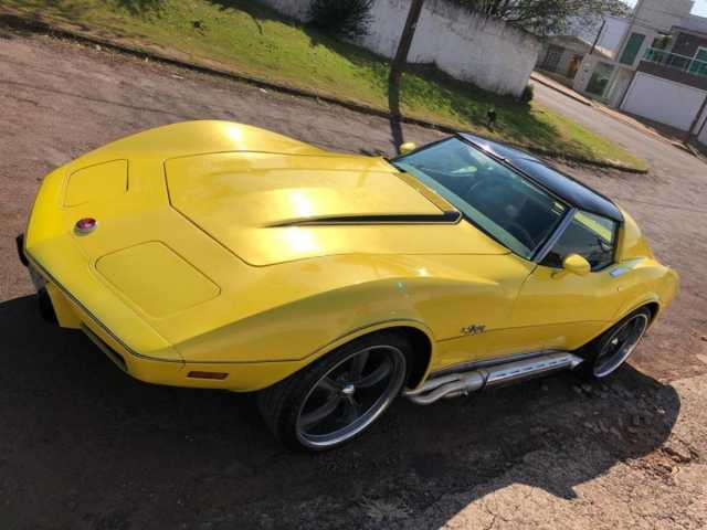 CORVETTE STINGRAY 1976 ( COLEÇÃO)