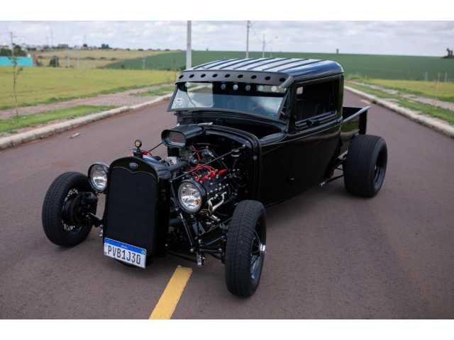 CARRO ANTIGO FORD 1930 - CASCAVEL-PR