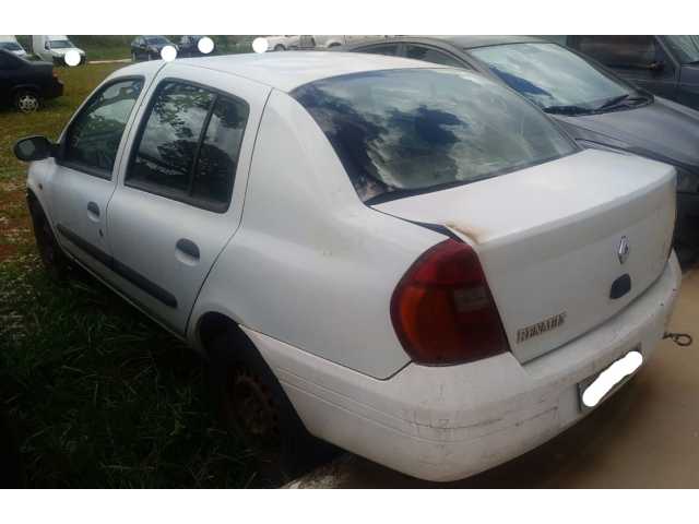 01 VEÍCULO RENAULT CLIO RN 1.6 16V, ANO 2000/2001, PLACA JFU-4713, RENAVAM 00754176355