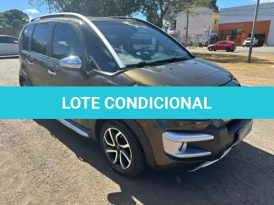 LOTE 002 - 01 CITROEN AIRCROSS EXC AUTOMATICO COMPLETO 2012/2013 IPVA 2023 PAGO KM 64.000,CAMBIO AUTOMATICO, VIDRO ELÉTRICO, SENSOR DE ESTACIONAMENTO, SOM ORIGINAL COM BLUETOOTH E USB E COMANDOS NO VOLANTE, AIRBAGS, AR CONDICIONADO, TRAVA ELÉTRICA, RETROVISOR ELÉTRICO, ALARME, COMPUTADOR DE BORDO, RODAS DE LIGA LEVE, VOLANTE MULTIFUNCIONAL, PILOTO AUTOMÁTICO, CHAVE RESERVA, MANUAL, 2 PNEUS ZERO, DOCUMENTO IPVA 2023 PAGO PLACA MERCOSUL (NO ESTADO)