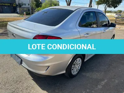 LOTE 001 - 01 FORD KA SEDAN 1.0 COMPLETO 2019/2020 IPVA 2023 PAGO KM 90.100 (NO ESTADO)