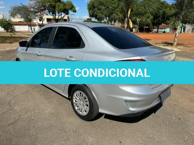 LOTE 001 - 01 FORD KA SEDAN 1.0 COMPLETO 2019/2020 IPVA 2023 PAGO KM 90.100 (NO ESTADO)