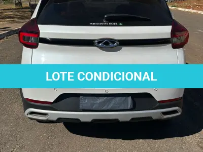 LOTE 003 - 01 IMP/CAOA CHERY TIGGO 3X PRO TURBO 2022/2023 IPVA 2023 PAGO KM 20.500, CAMBIO AUTOMATICO, AIRBAGS, ALARME, AR CONDICIONADO, AR QUENTE, COMPUTADOR DE BORDO, CÂMERA DE RÉ, DIREÇÃO ELÉTRICA, ENCOSTO DE CABEÇA TRASEIRO, LIMPADOR TRASEIRO, RETROVISORES ELÉTRICOS, RODAS DE LIGA LEVE, SENSOR DE ESTACIONAMENTO, TRAVAS ELÉTRICAS, VIDROS ELÉTRICOS, VOLANTE COM REGULAGEM DE ALTURA, SOM ORIGINAL COM BLUETOOTH E USB E COMANDOS NO VOLANTE, RODAS DE LIGA LEVE, VOLANTE MULTIFUNCIONAL, PILOTO AUTOMÁTICO, DOCUMENTO IPVA 2023 PAGO PLACA MERCOSUL (NO ESTADO)