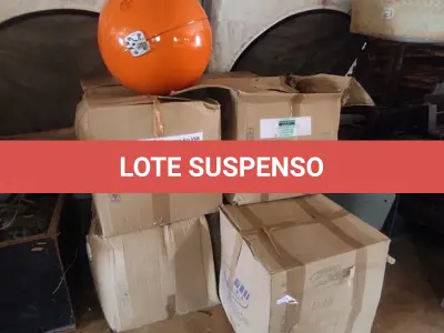 LOTE 037 - 09 ESFERAS DE SINALIZAÇÃO MODELO 900-60FV3 (NO ESTADO, NÃO SABEMOS SE FUNCIONA. LEILÃO NÃO TEM GARANTIA E NEM DEVOLUÇÃO).