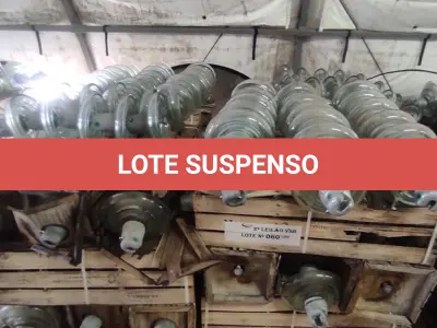 LOTE 060 - 01 LOTE COM 50 ISOLADORES DE ALTA TENSÃO 23500 TEST (NO ESTADO, NÃO SABEMOS SE FUNCIONA. LEILÃO NÃO TEM GARANTIA E NEM DEVOLUÇÃO).