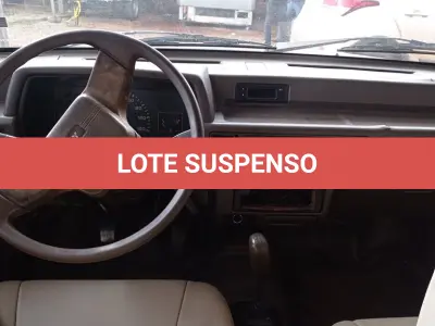 LOTE 472 - 01 MITSUBISHI L200 4X2, ANO 95/95, DIESEL CABINE DUOLA, COR PRETA, BUG-XXXX, (NO ESTADO) (FAZER 2 TRANSFERÊNCIA )(DÉBITOS ANTERIORES POR RESPONSABILIDADE DO ARREMATANTE)