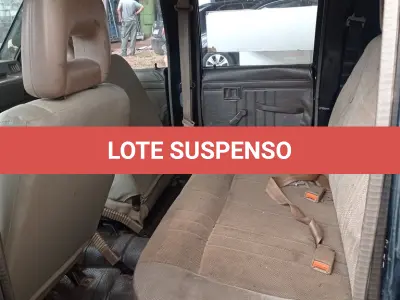 LOTE 472 - 01 MITSUBISHI L200 4X2, ANO 95/95, DIESEL CABINE DUOLA, COR PRETA, BUG-XXXX, (NO ESTADO) (FAZER 2 TRANSFERÊNCIA )(DÉBITOS ANTERIORES POR RESPONSABILIDADE DO ARREMATANTE)